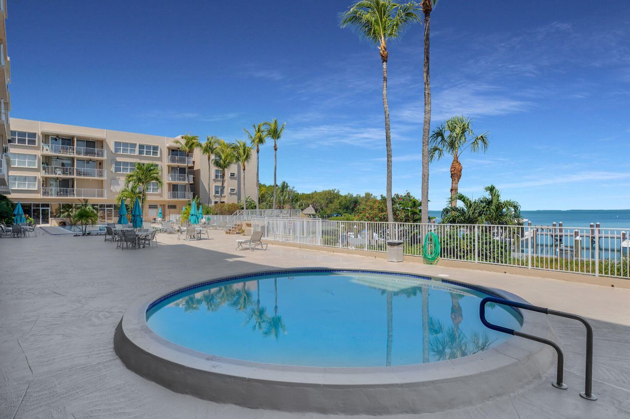 88500 Overseas Highway, Unit 301, Tavernier, FL 33070 Photo