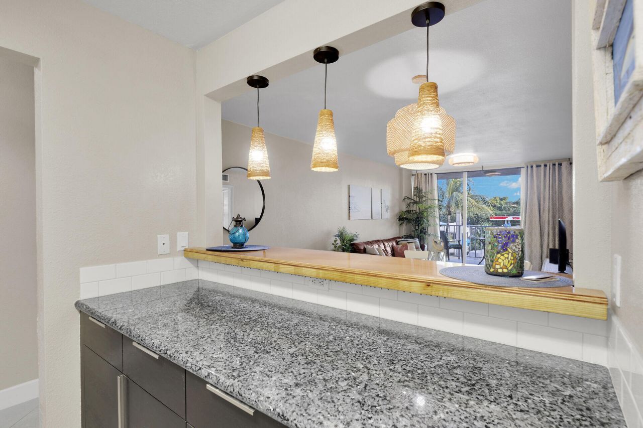 88500 Overseas Highway, Unit 301, Tavernier, FL 33070 Photo