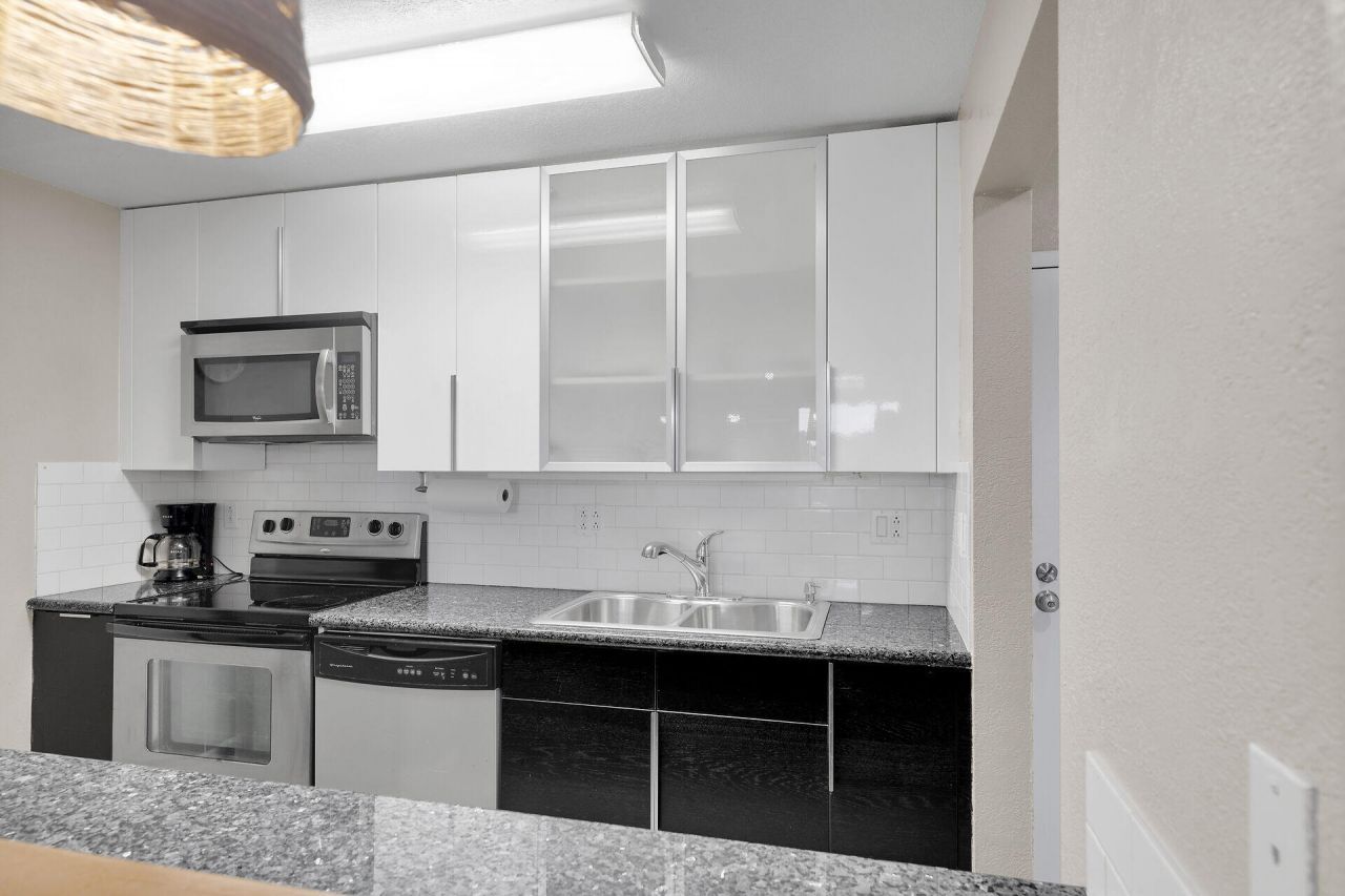 88500 Overseas Highway, Unit 301, Tavernier, FL 33070 Photo