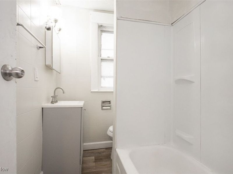 2912 E 102nd Street, Cleveland, OH 44104 Photo 12