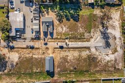 604 12th Ave. S photo 4