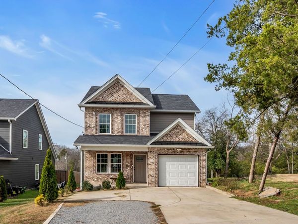 412 Larkin Springs Rd , Madison, TN 37115