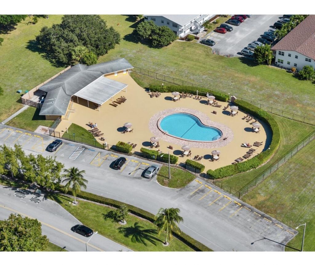 209 Northampton K, West Palm Beach, FL 33417 Photo