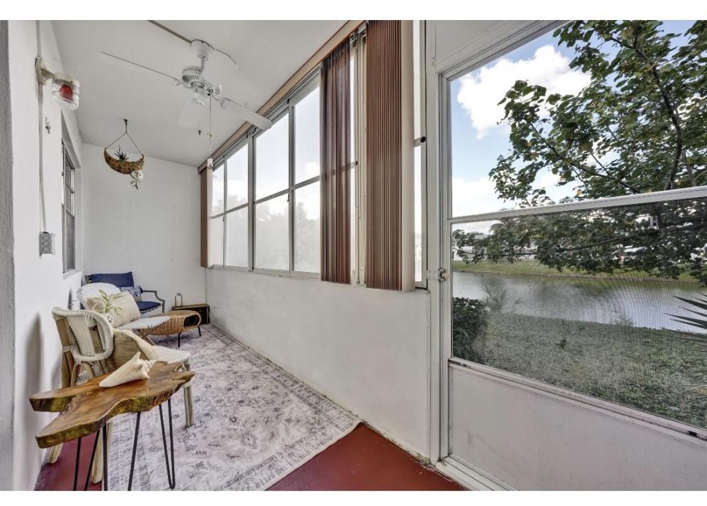 209 Northampton K, West Palm Beach, FL 33417 Photo