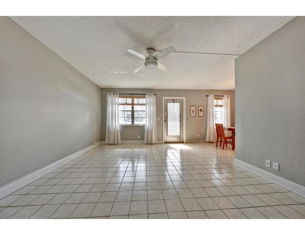 209 Northampton, Unit K, West Palm Beach, FL 33417 Photo