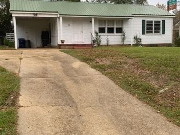 106 Laurel Avenue, Natchez, MS 39120