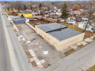 4300 E 7 Mile Road , Detroit, MI 48234