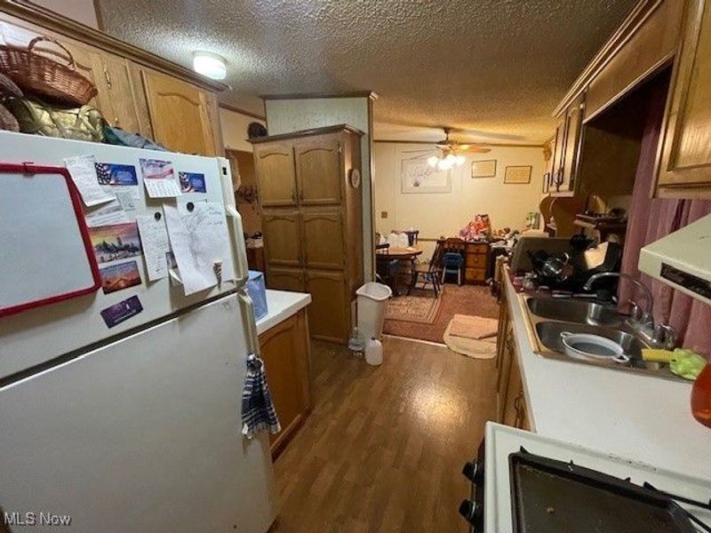 2434 Taft Avenue, Deerfield, OH 44411 Photo 8