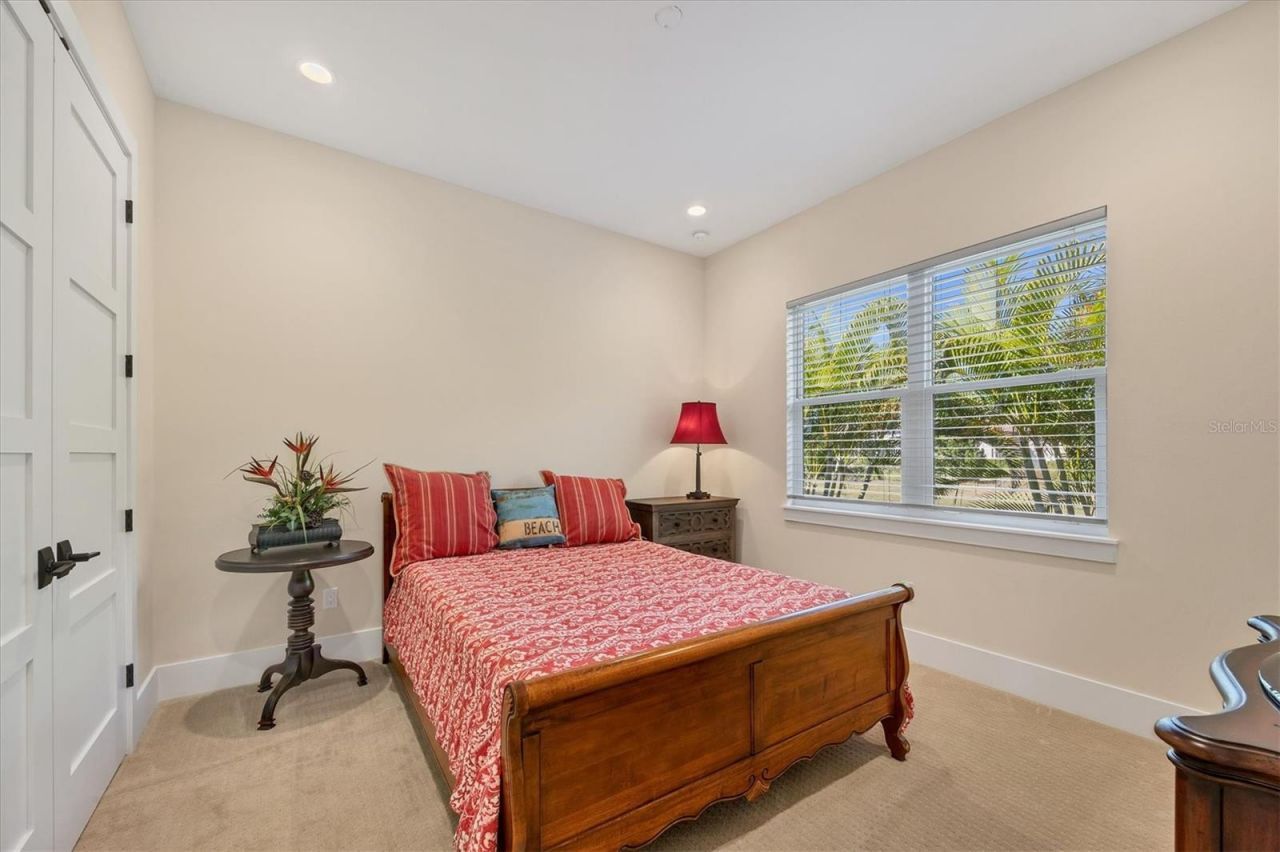 7927 Longbay Boulevard, Sarasota, FL 34243 Photo