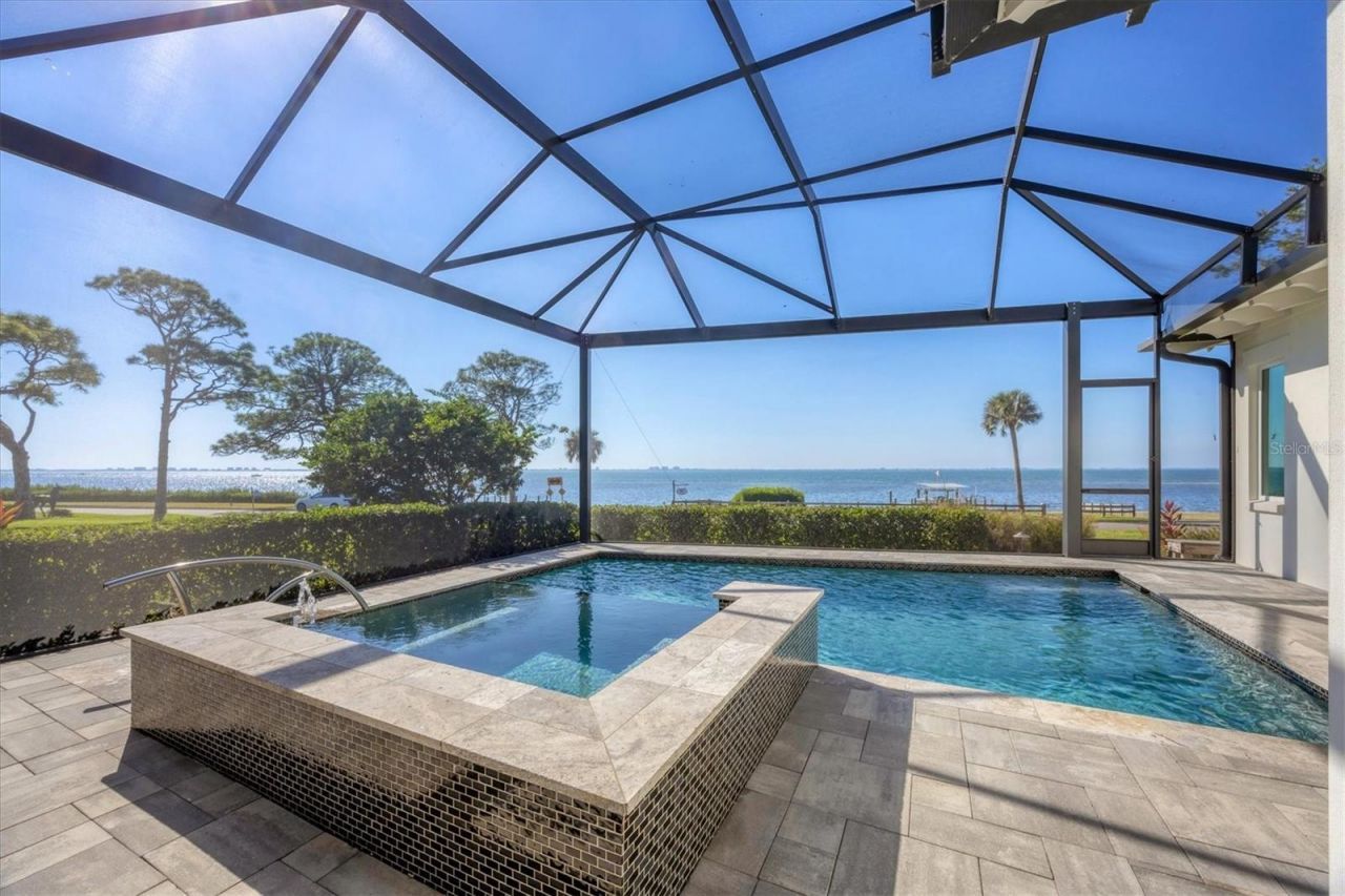 7927 Longbay Boulevard, Sarasota, FL 34243 Photo