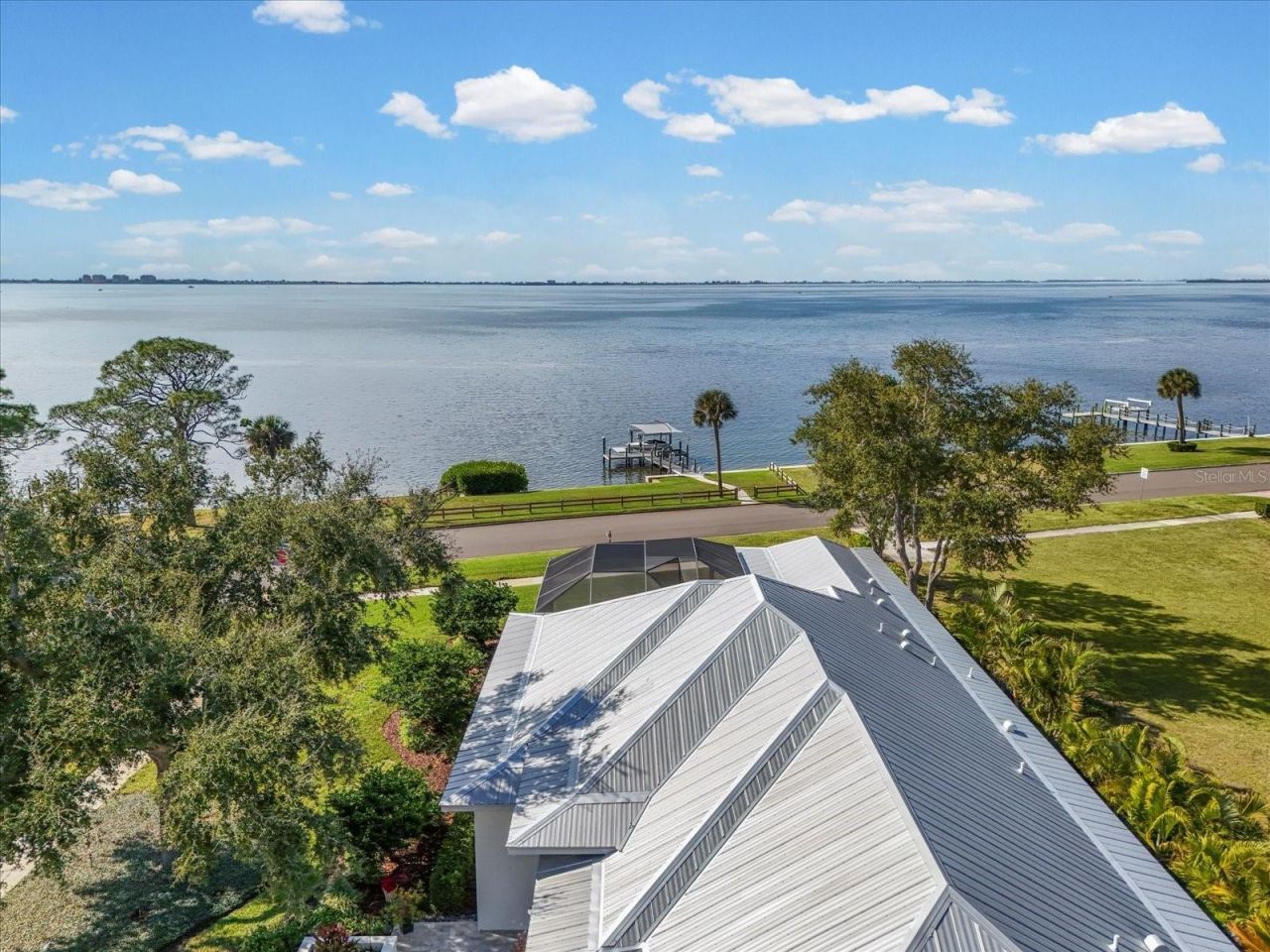 7927 Longbay Boulevard, Sarasota, FL 34243 Photo