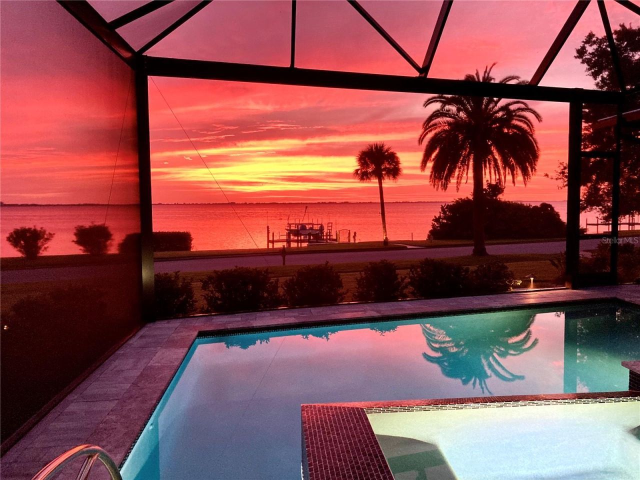 7927 Longbay Boulevard, Sarasota, FL 34243 Photo