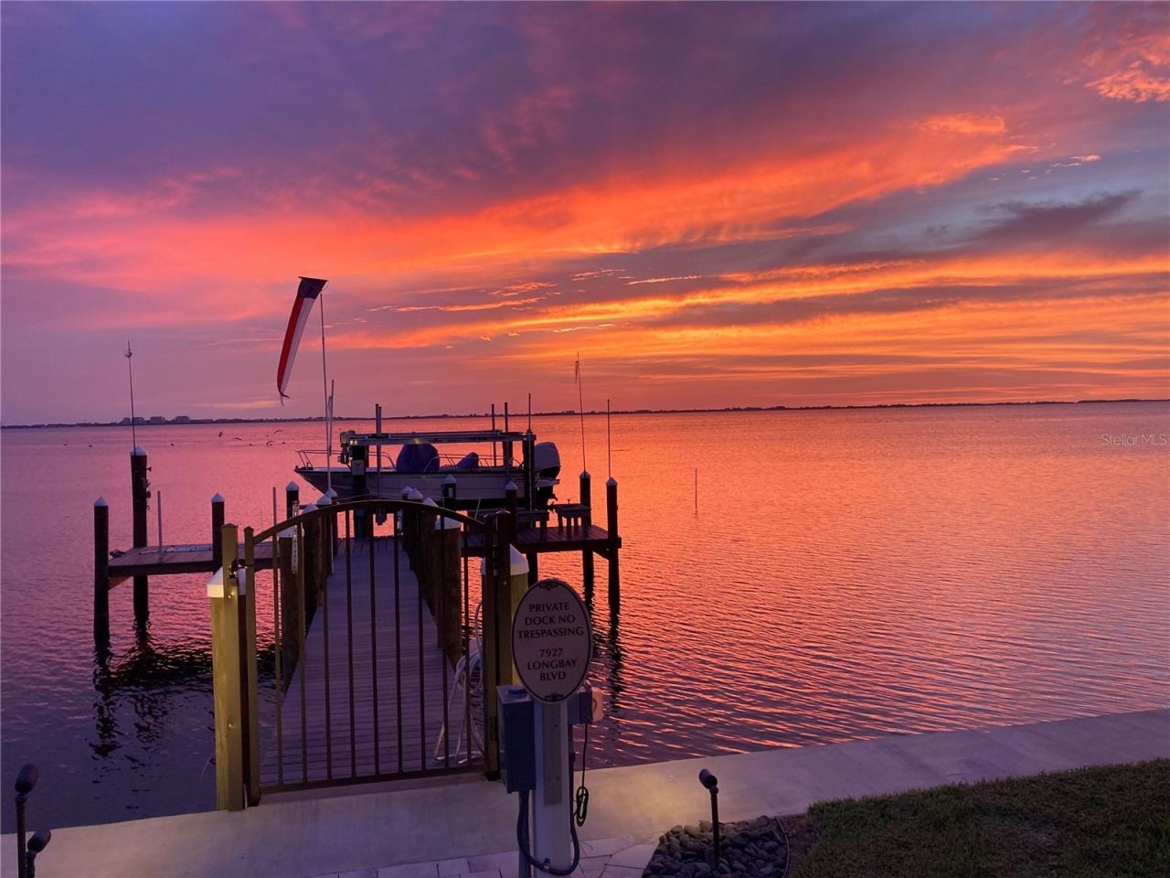 7927 Longbay Boulevard, Sarasota, FL 34243 Photo