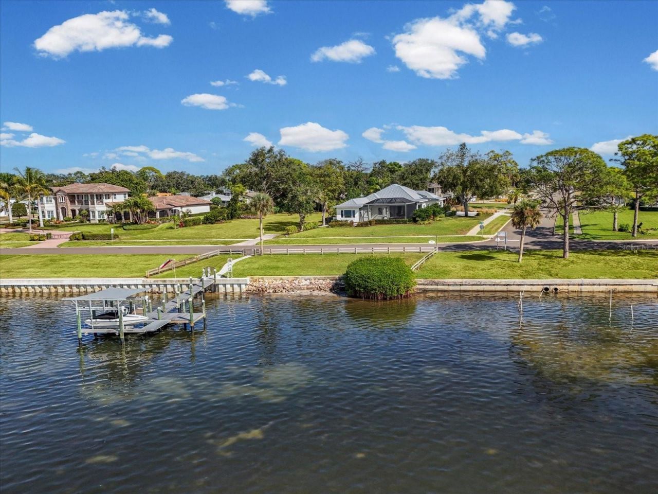 7927 Longbay Boulevard, Sarasota, FL 34243 Photo