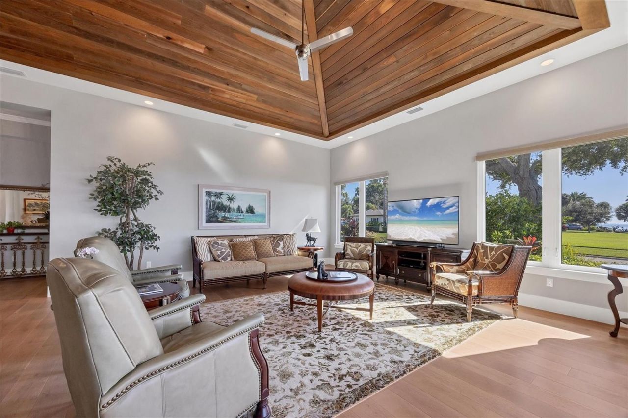 7927 Longbay Boulevard, Sarasota, FL 34243 Photo