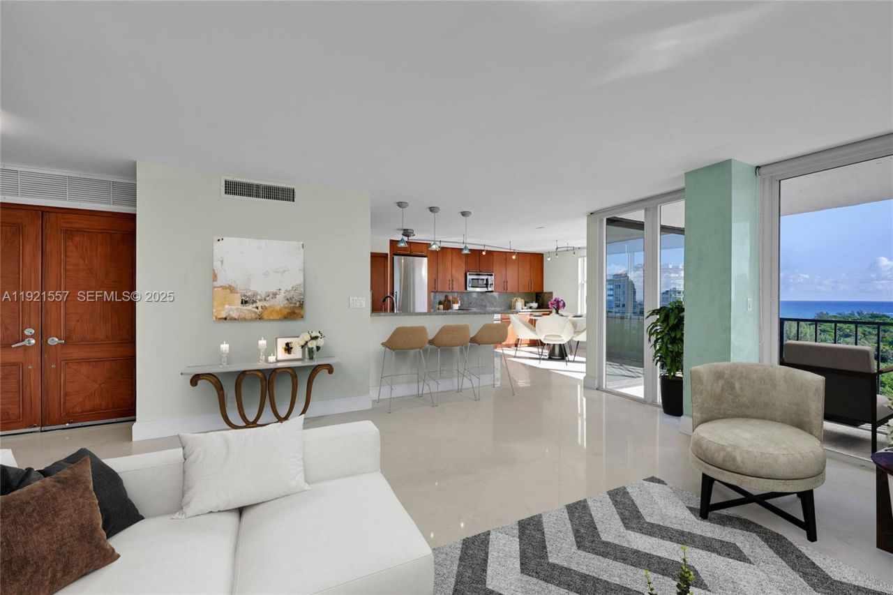 936 Intracoastal Dr, Unit 15H, Fort Lauderdale, FL 33304 Photo