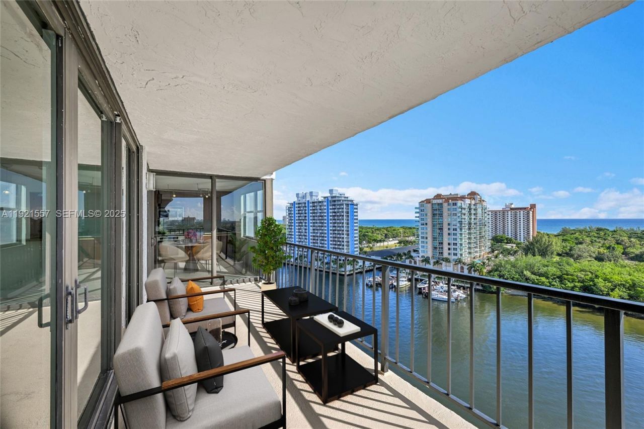 936 Intracoastal Dr, Unit 15H, Fort Lauderdale, FL 33304 Photo