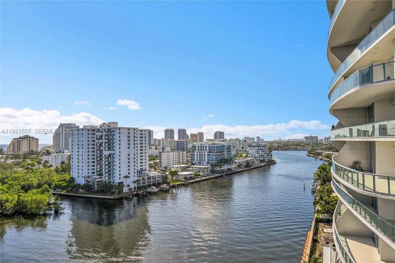 936 Intracoastal Dr, Unit 15H, Fort Lauderdale, FL 33304 Photo