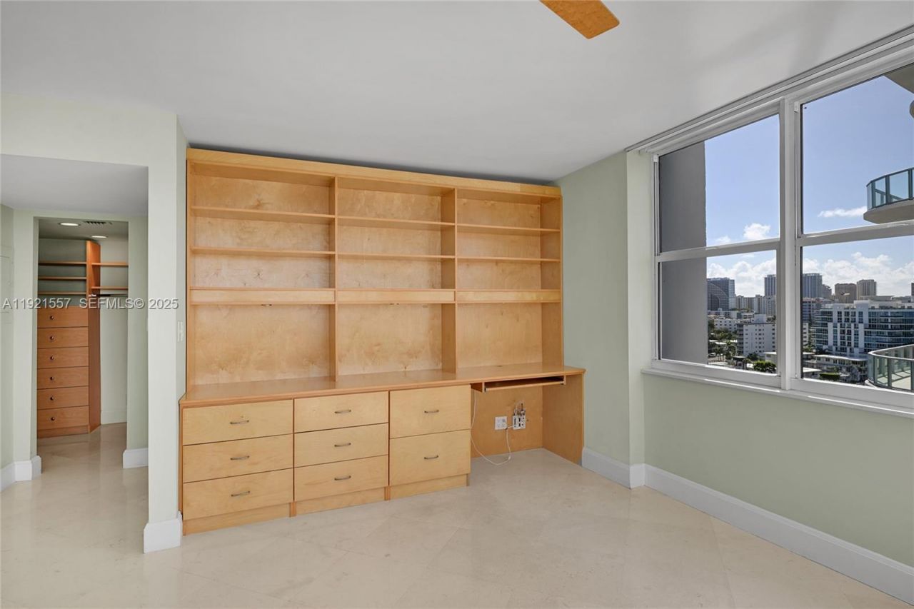 936 Intracoastal Dr, Unit 15H, Fort Lauderdale, FL 33304 Photo