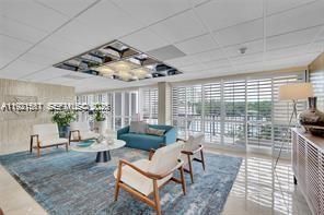 936 Intracoastal Dr, Unit 15H, Fort Lauderdale, FL 33304 Photo