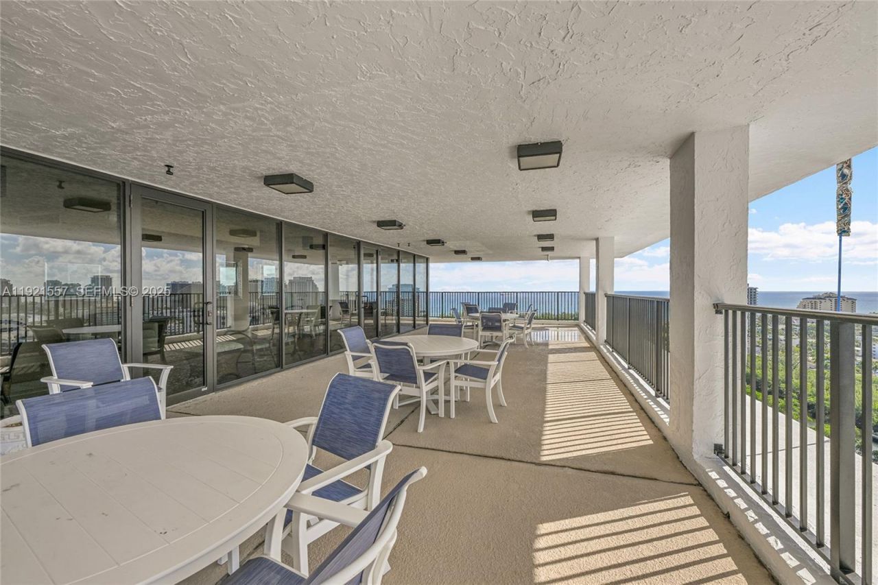 936 Intracoastal Dr, Unit 15H, Fort Lauderdale, FL 33304 Photo