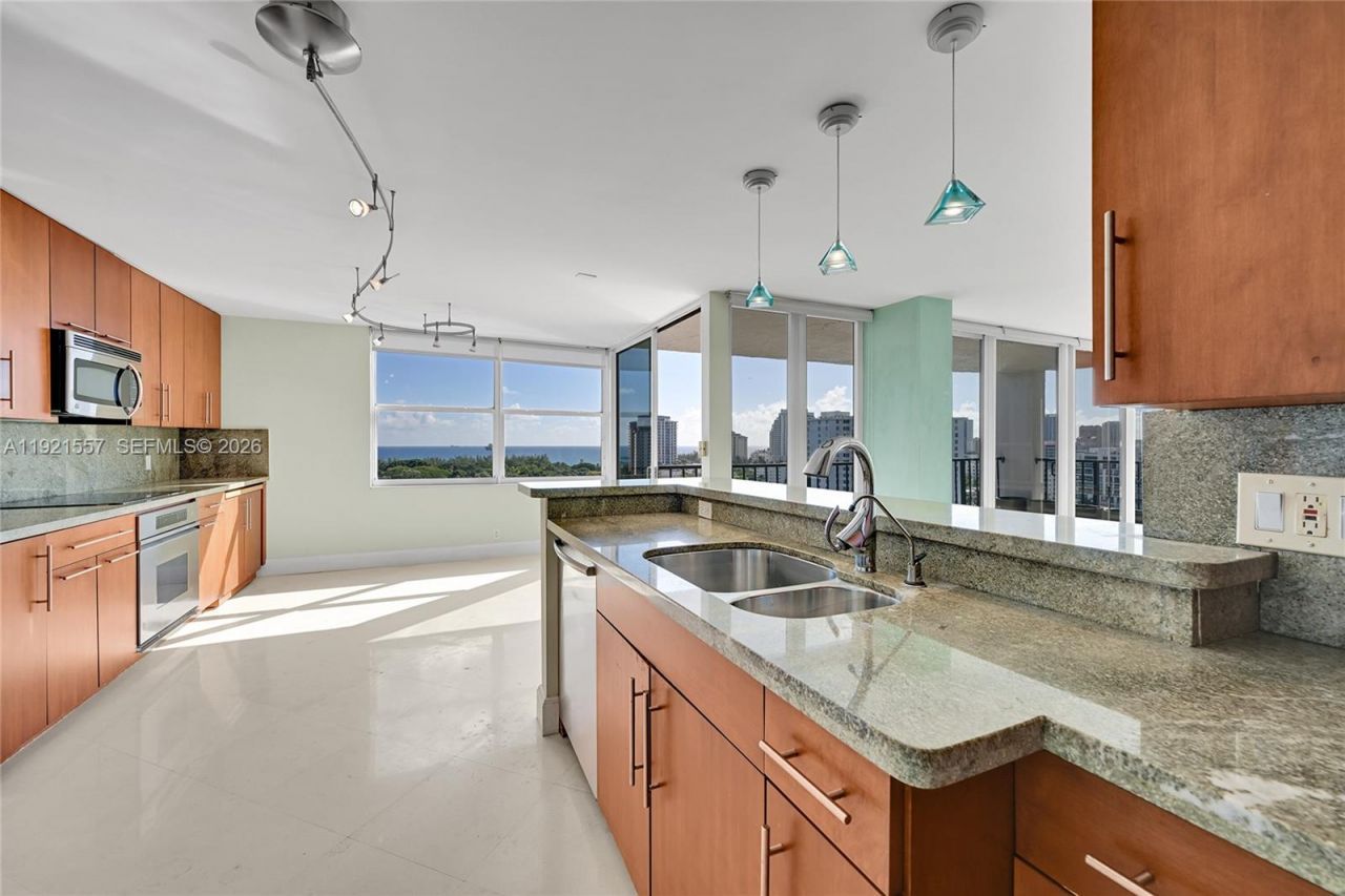 936 Intracoastal Dr, Unit 15H, Fort Lauderdale, FL 33304 Photo