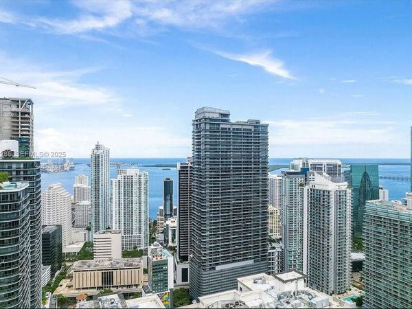 1000 Brickell Plz, Unit 3211, Miami, FL 33131
