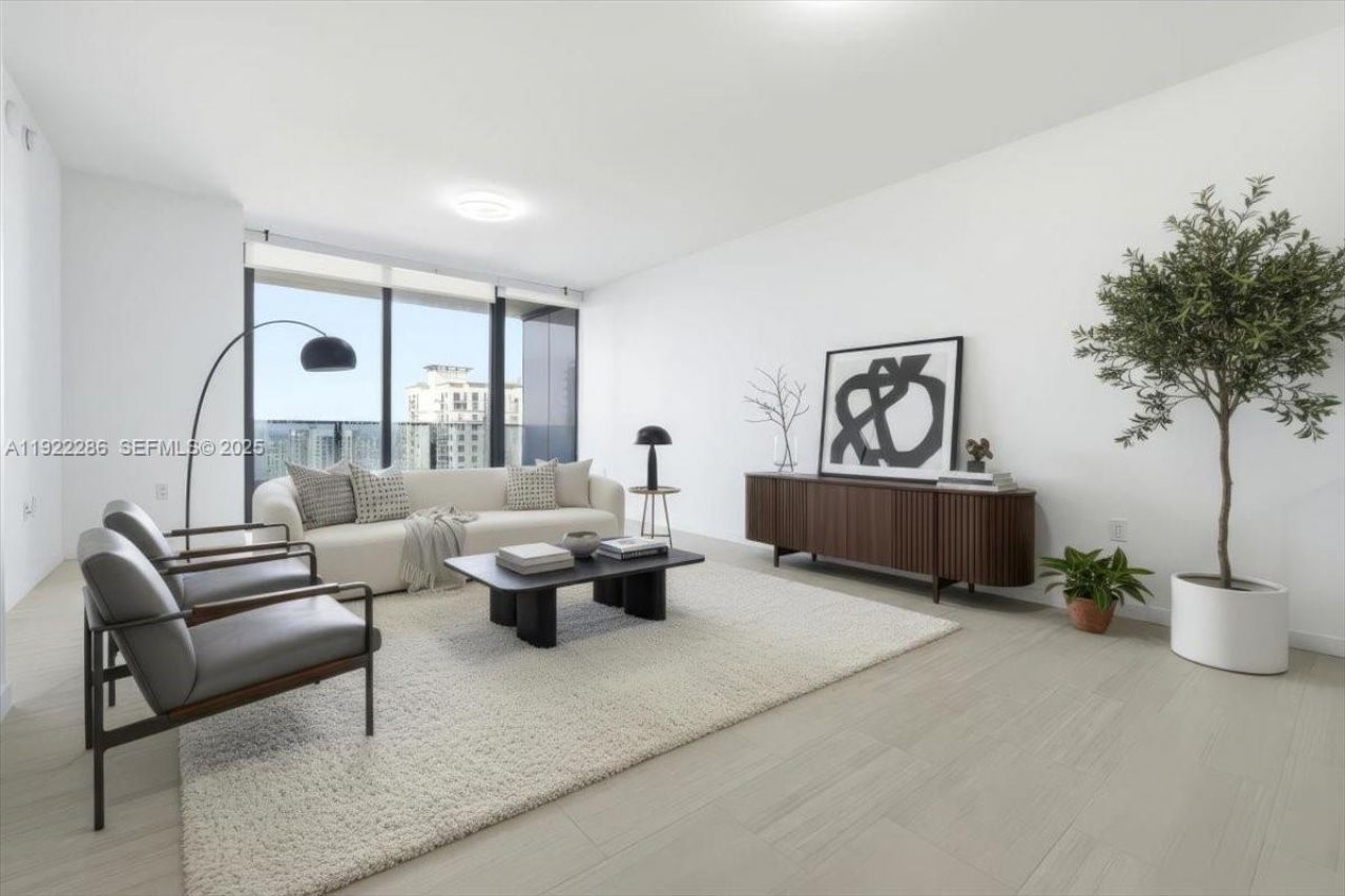 1000 Brickell Plz, Unit 3211, Miami, FL 33131 Photo