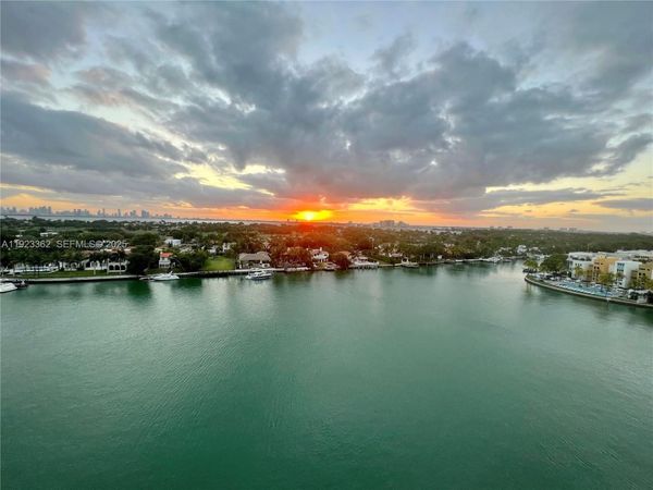 5838 Collins Ave, Unit 8B, Miami Beach, FL 33140