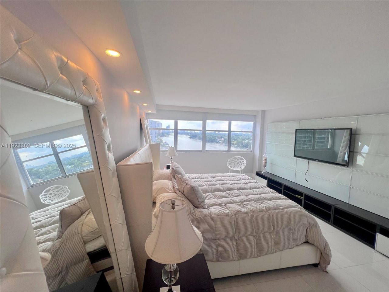 5838 Collins Ave, Unit 8B, Miami Beach, FL 33140 Photo