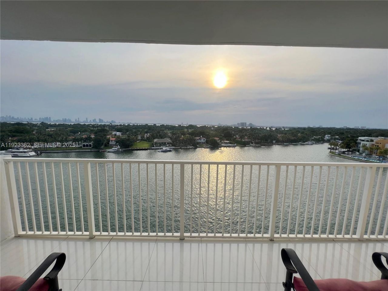 5838 Collins Ave, Unit 8B, Miami Beach, FL 33140 Photo