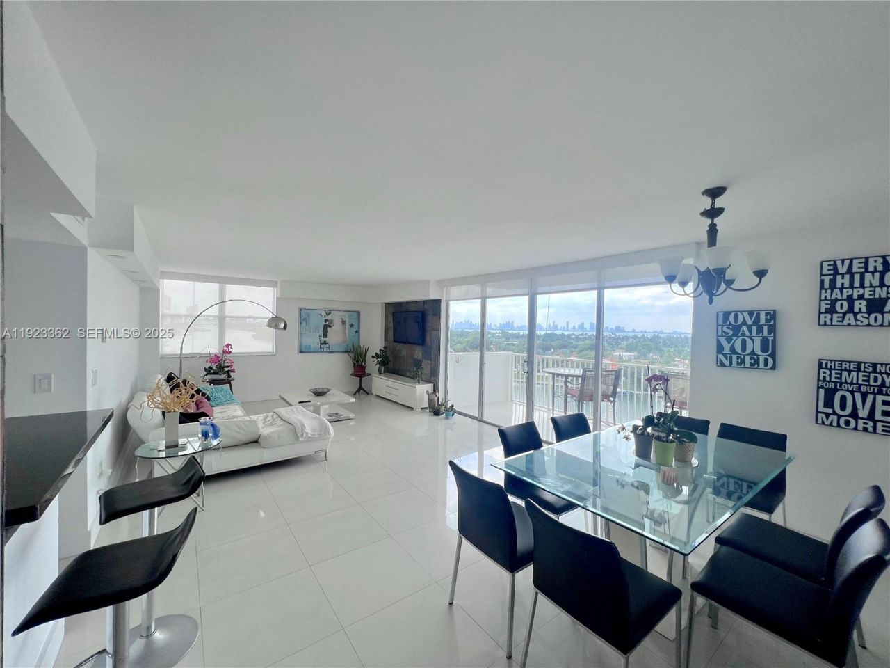 5838 Collins Ave, Unit 8B, Miami Beach, FL 33140 Photo
