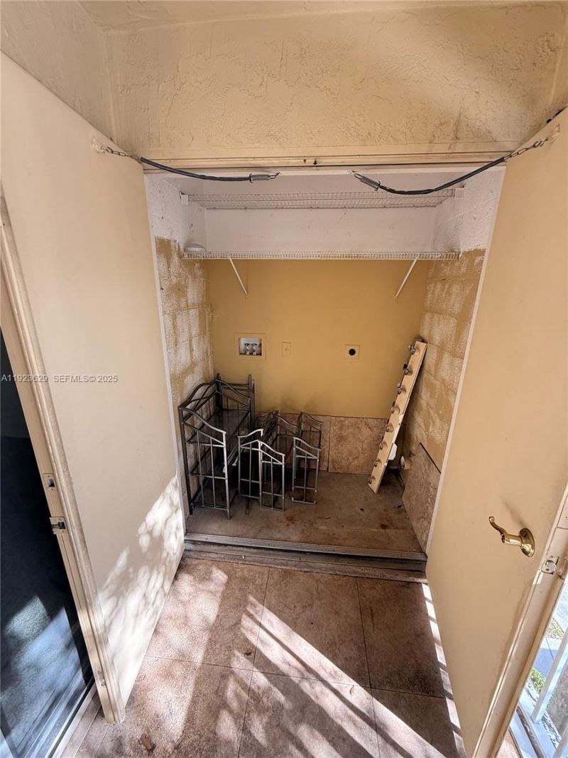 450 S Park Rd, Unit 5-307, Hollywood, FL 33021 Photo