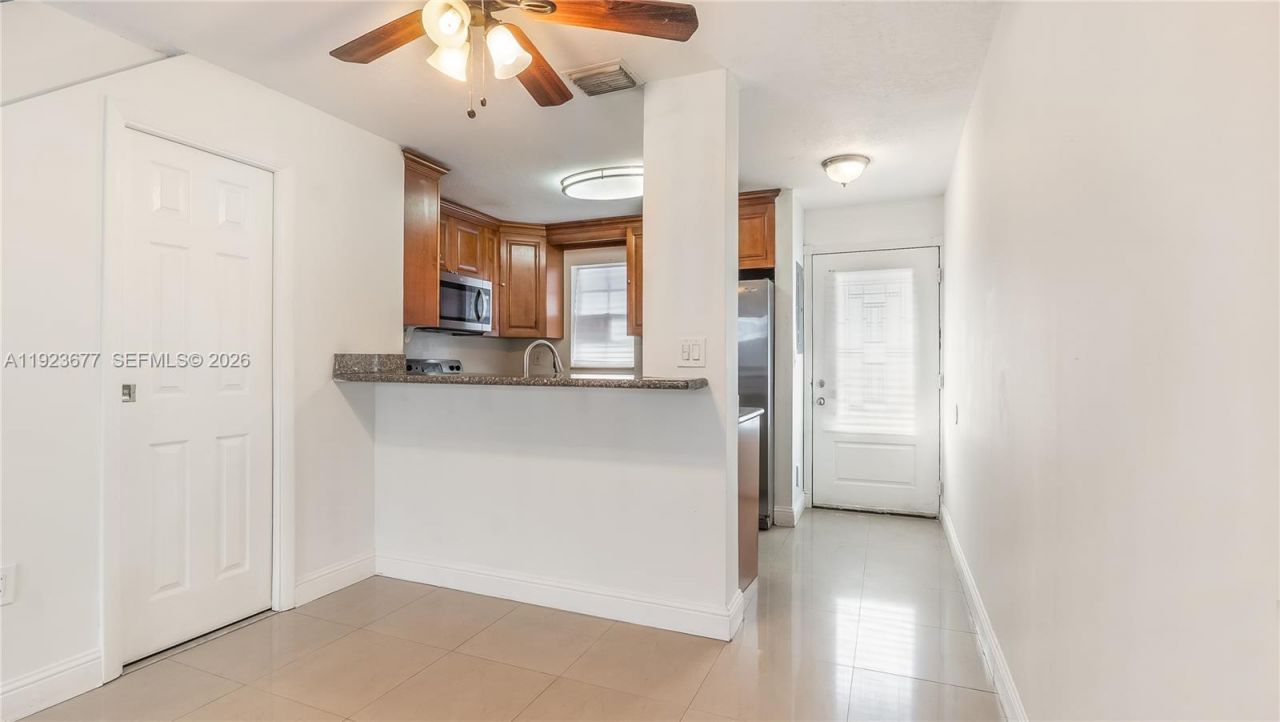 12065 SW 18th St, Unit 8-49, Miami, FL 33175 Photo