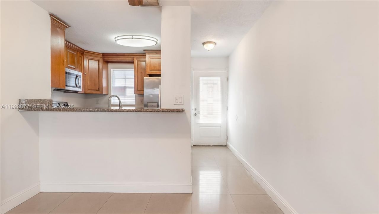 12065 SW 18th St, Unit 8-49, Miami, FL 33175 Photo