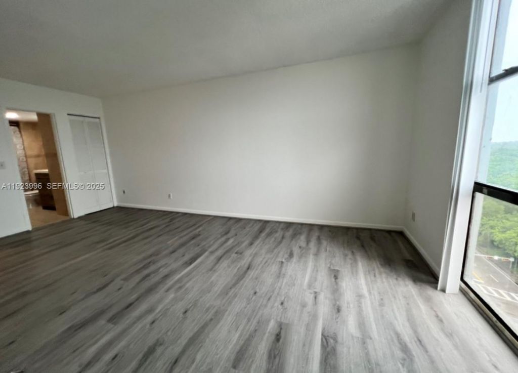 13499 Biscayne Blvd, Unit 1205, North Miami, FL 33181 Photo