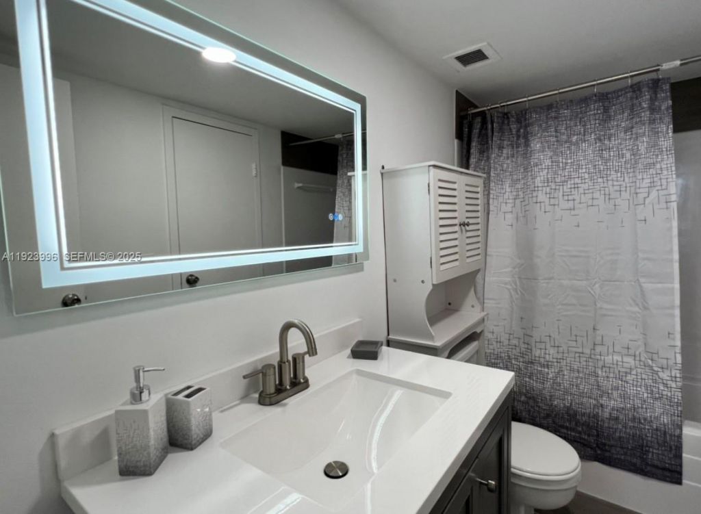 13499 Biscayne Blvd, Unit 1205, North Miami, FL 33181 Photo