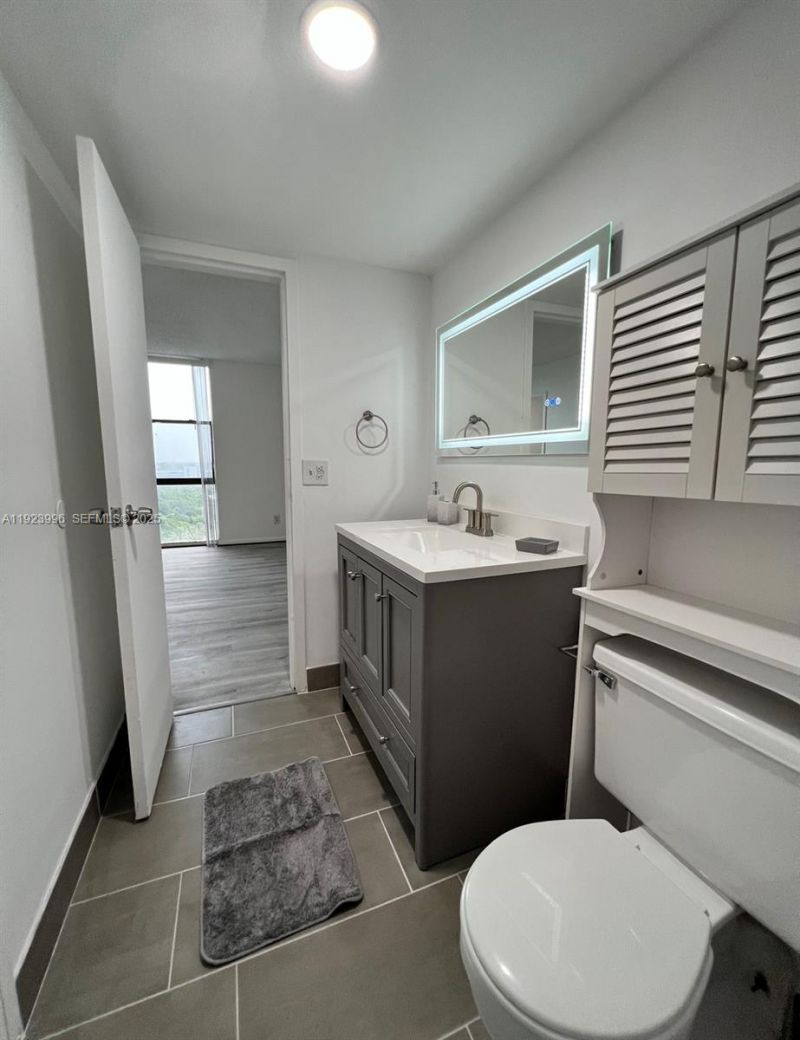 13499 Biscayne Blvd, Unit 1205, North Miami, FL 33181 Photo