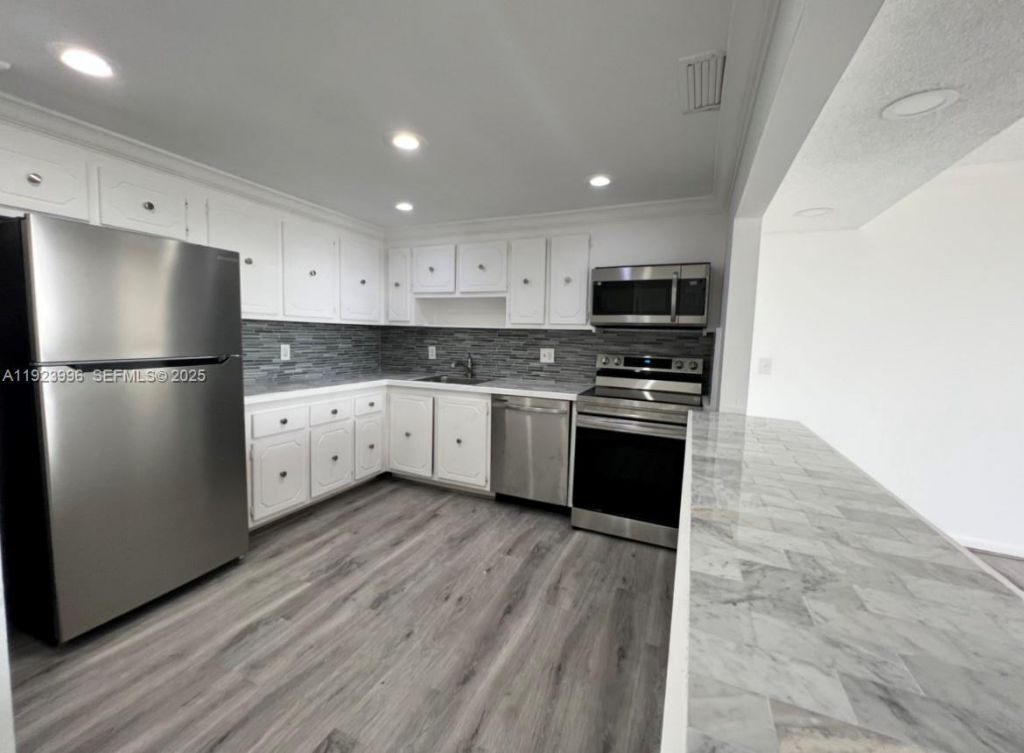 13499 Biscayne Blvd, Unit 1205, North Miami, FL 33181 Photo