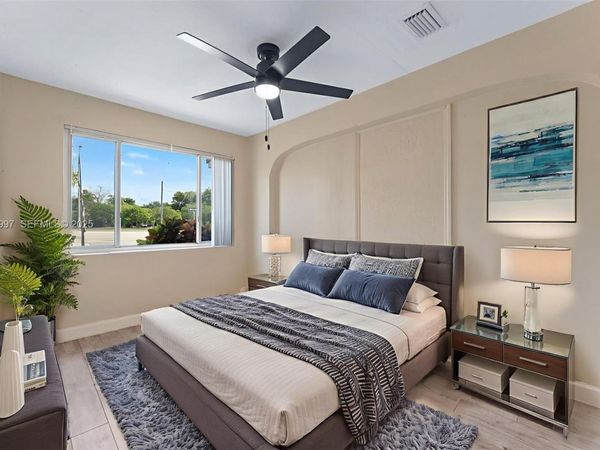 2634 Sheridan St, Unit 1, Hollywood, FL 33020