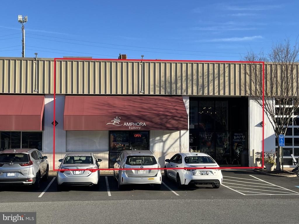 294 & 276 Sunset Park Drive, Unit 11 & 1, Herndon, VA 20170 Main Photo