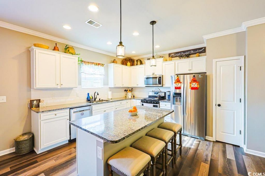 207 Long Leaf Pine Dr. Photo 7