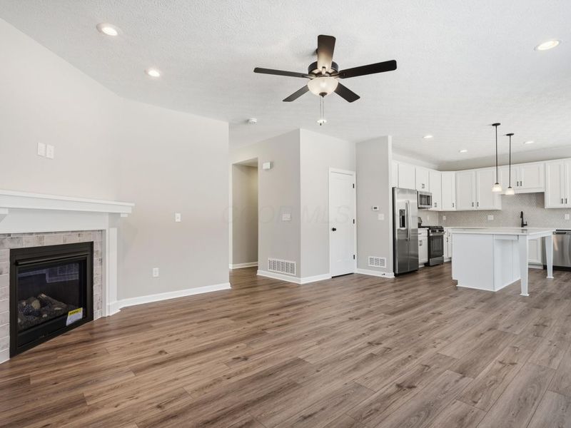 304 Cherry Hills Road, Commercial Point, OH 43116 Photo 10