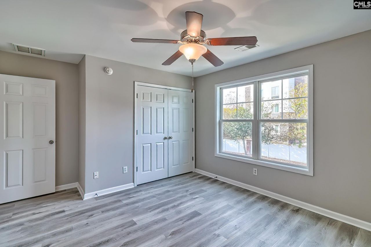 833 Forest Park Road  Photo 19