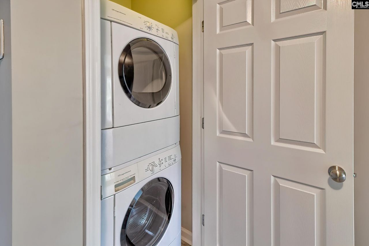 833 Forest Park Road  Photo 22