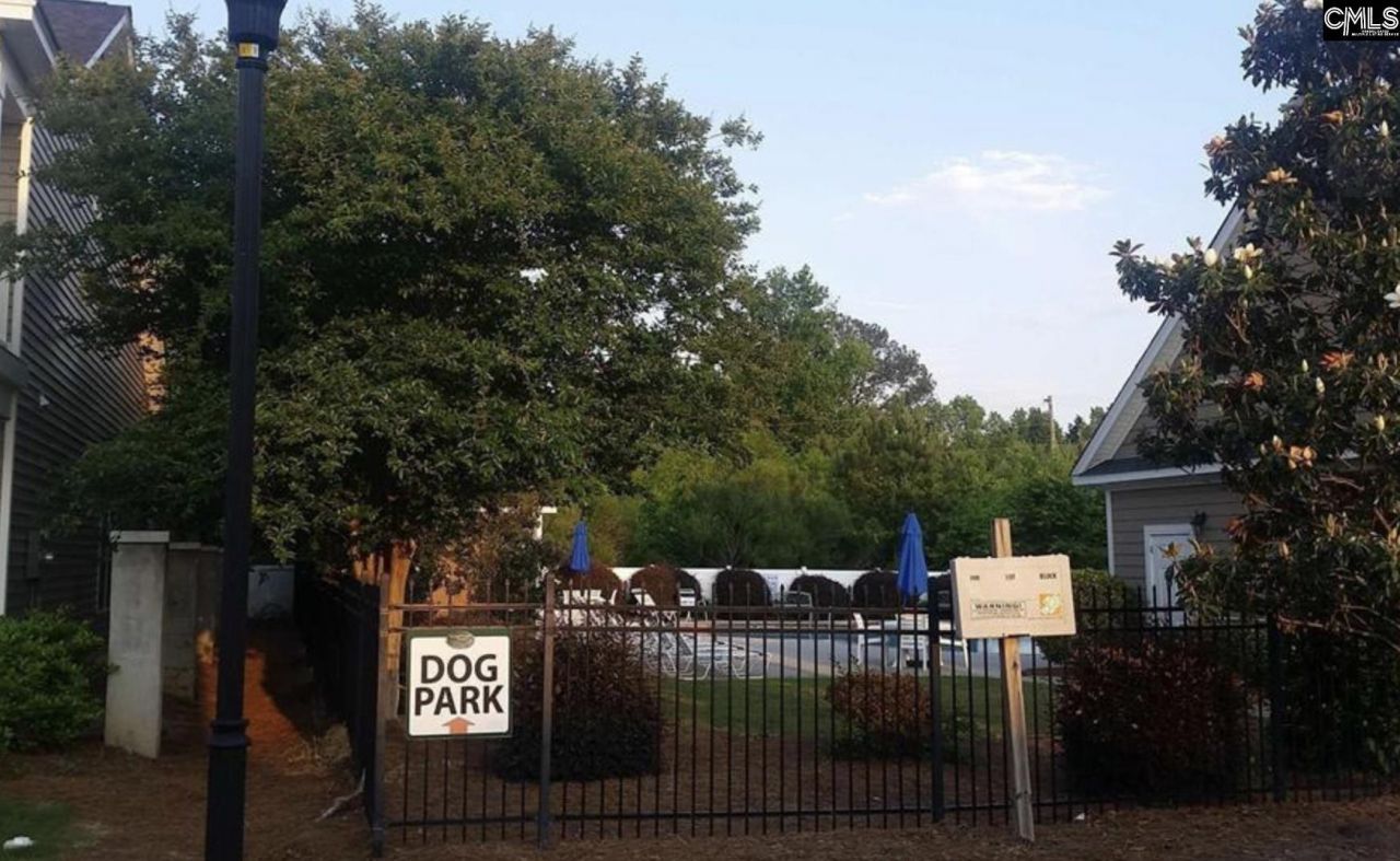 833 Forest Park Road  Photo 29