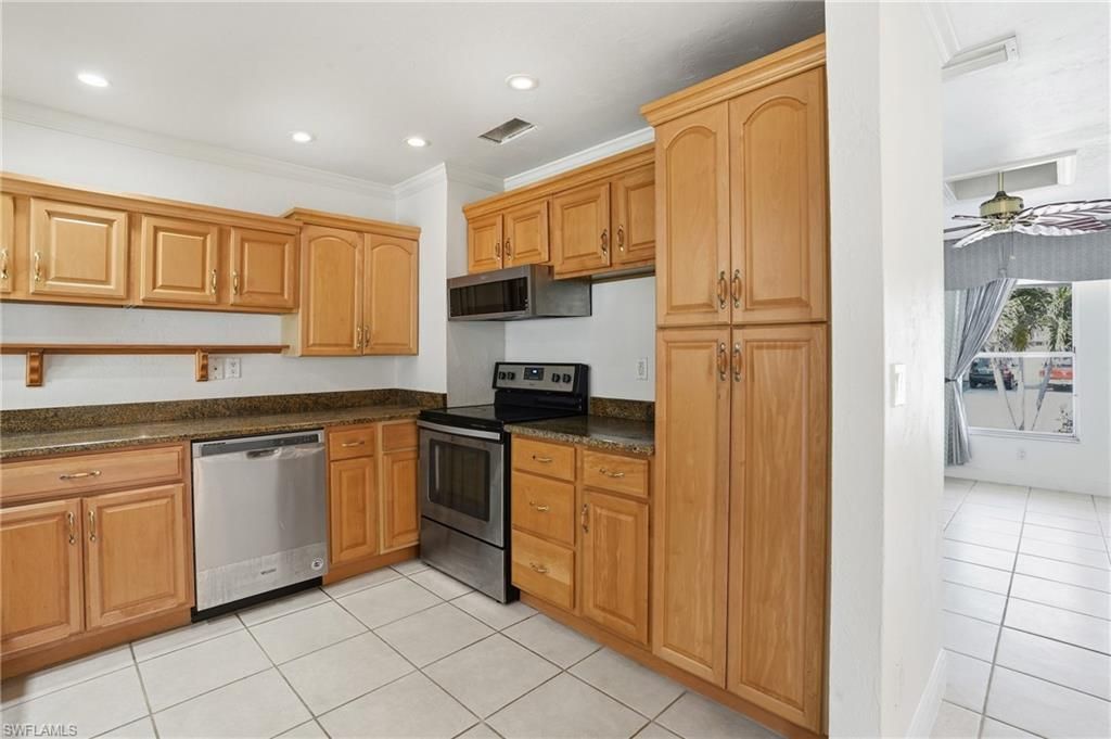 2108 NE 1st St, Cape Coral, FL 33909 Photo
