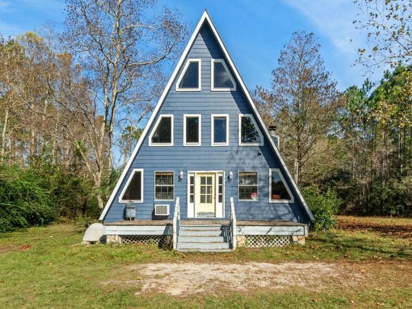 14004 Ann Rd., Moss Point, MS 39562