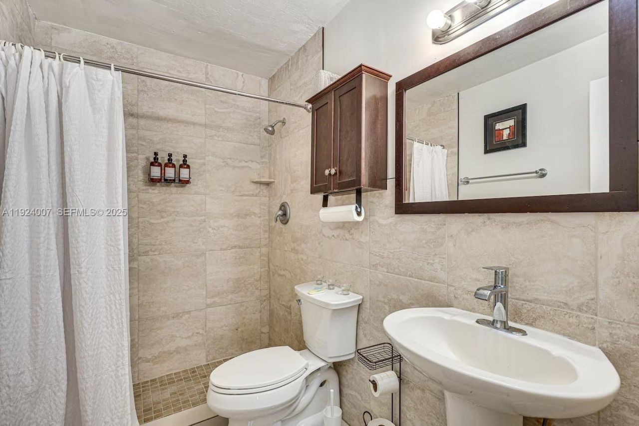 6950 SW 26th St, Miramar, FL 33023 Photo