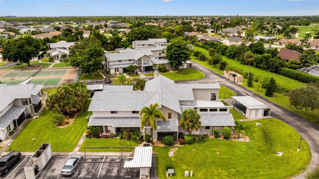 17025 Golfside Circle, Unit 303, Fort Myers, FL 33908 Photo